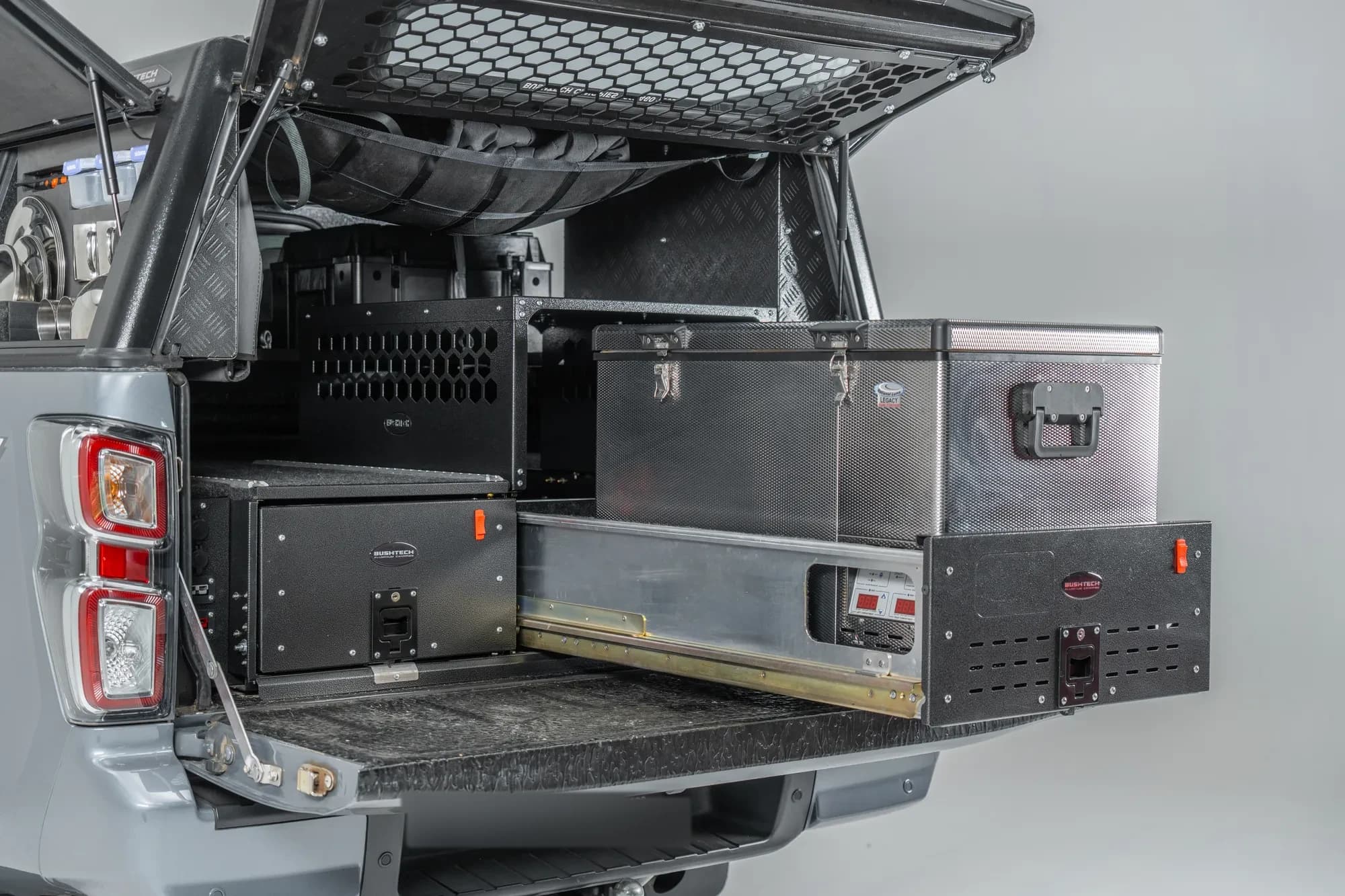 The drawer slide from the tailgate of a D-Max