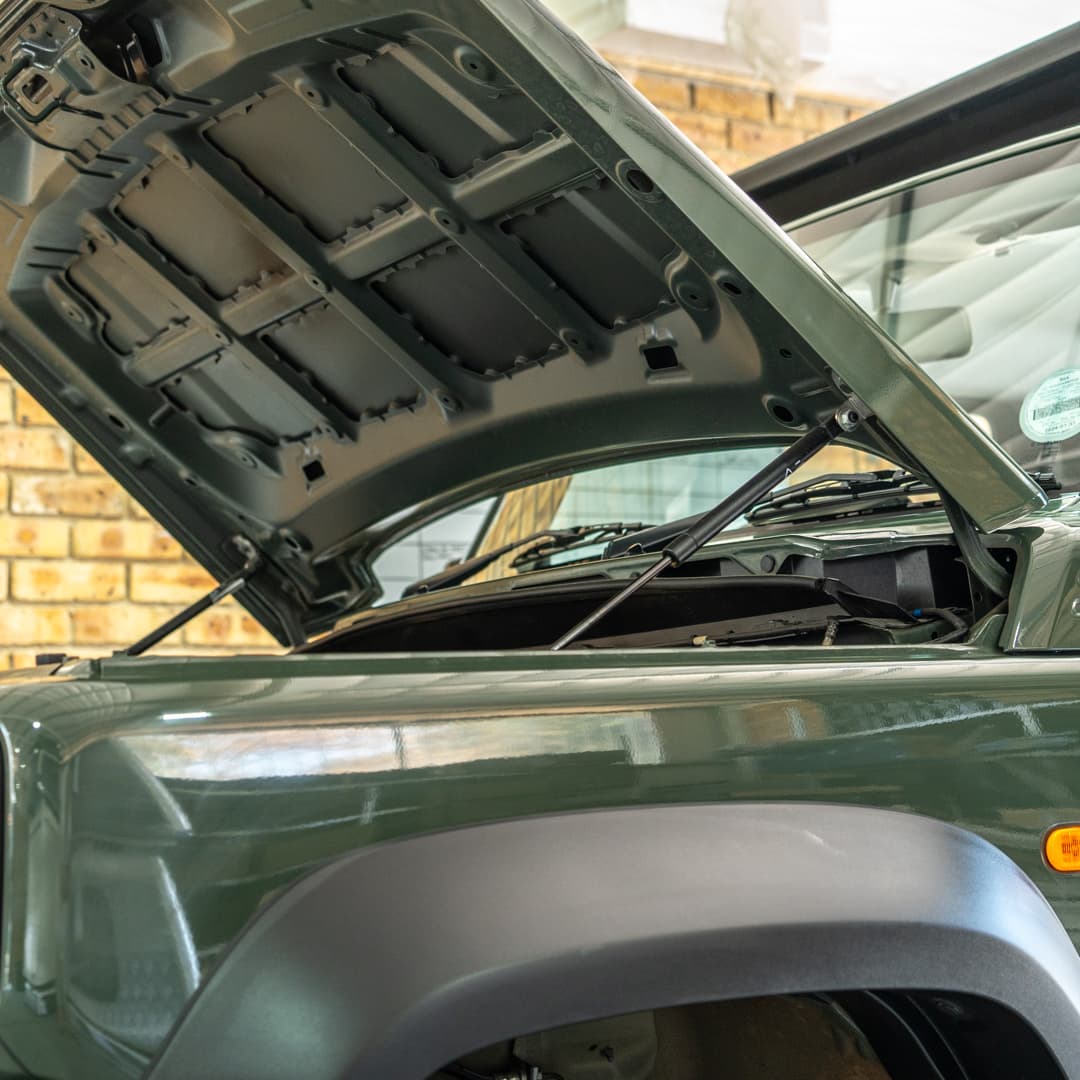 Jimny Bonnet Strut Set