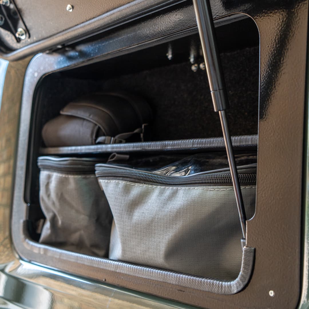 Jimny Gullwing Cupboard